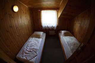 Отели типа «постель и завтрак» Dworek Tucholski Зблево Коттедж с 3 спальнями-2